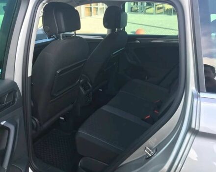 Серый Фольксваген Тигуан, объемом двигателя 2 л и пробегом 150 тыс. км за 21000 $, фото 8 на Automoto.ua