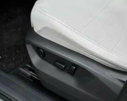 Серый Фольксваген Тигуан, объемом двигателя 2 л и пробегом 130 тыс. км за 14500 $, фото 10 на Automoto.ua