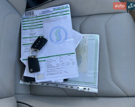 Серый Фольксваген Тигуан, объемом двигателя 2 л и пробегом 212 тыс. км за 26500 $, фото 22 на Automoto.ua