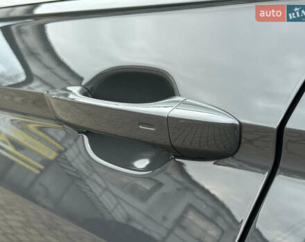 Серый Фольксваген Тигуан, объемом двигателя 2 л и пробегом 143 тыс. км за 29500 $, фото 19 на Automoto.ua