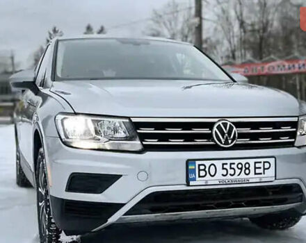 Серый Фольксваген Тигуан, объемом двигателя 1.98 л и пробегом 133 тыс. км за 27700 $, фото 3 на Automoto.ua