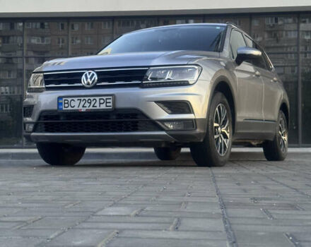 Серый Фольксваген Тигуан, объемом двигателя 1.98 л и пробегом 72 тыс. км за 23900 $, фото 21 на Automoto.ua