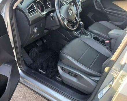 Сірий Фольксваген Тігуан, об'ємом двигуна 1.98 л та пробігом 47 тис. км за 22000 $, фото 17 на Automoto.ua