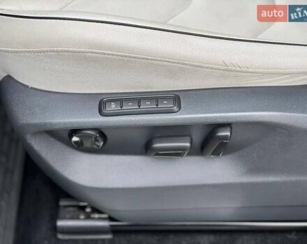 Сірий Фольксваген Тігуан, об'ємом двигуна 2 л та пробігом 40 тис. км за 28200 $, фото 15 на Automoto.ua