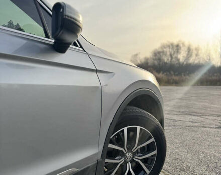 Серый Фольксваген Тигуан, объемом двигателя 1.98 л и пробегом 110 тыс. км за 17900 $, фото 47 на Automoto.ua