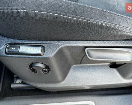 Серый Фольксваген Тигуан, объемом двигателя 1.98 л и пробегом 76 тыс. км за 32000 $, фото 24 на Automoto.ua