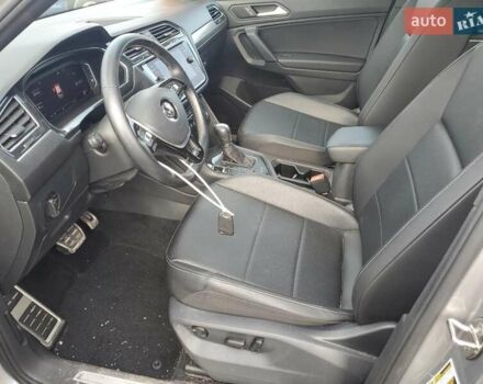 Серый Фольксваген Тигуан, объемом двигателя 1.98 л и пробегом 62 тыс. км за 3000 $, фото 6 на Automoto.ua