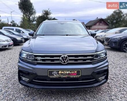 Серый Фольксваген Тигуан, объемом двигателя 1.98 л и пробегом 101 тыс. км за 24999 $, фото 1 на Automoto.ua