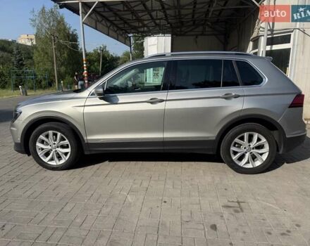 Серый Фольксваген Тигуан, объемом двигателя 1.97 л и пробегом 111 тыс. км за 32000 $, фото 1 на Automoto.ua