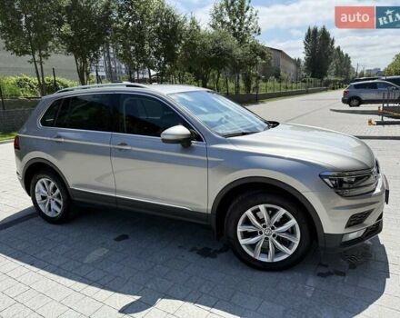 Серый Фольксваген Тигуан, объемом двигателя 1.98 л и пробегом 83 тыс. км за 25800 $, фото 7 на Automoto.ua