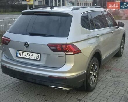 Серый Фольксваген Тигуан, объемом двигателя 1.98 л и пробегом 73 тыс. км за 21000 $, фото 5 на Automoto.ua