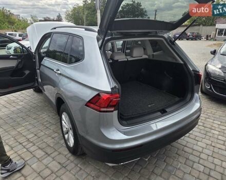 Сірий Фольксваген Тігуан, об'ємом двигуна 1.98 л та пробігом 68 тис. км за 19000 $, фото 6 на Automoto.ua