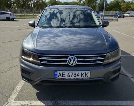 Серый Фольксваген Тигуан, объемом двигателя 1.98 л и пробегом 92 тыс. км за 17500 $, фото 10 на Automoto.ua