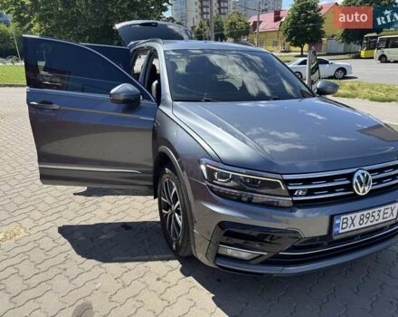 Серый Фольксваген Тигуан, объемом двигателя 1.98 л и пробегом 125 тыс. км за 24200 $, фото 33 на Automoto.ua