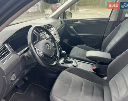 Сірий Фольксваген Тігуан, об'ємом двигуна 1.98 л та пробігом 209 тис. км за 27900 $, фото 23 на Automoto.ua