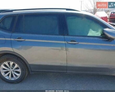 Сірий Фольксваген Тігуан, об'ємом двигуна 2 л та пробігом 74 тис. км за 11390 $, фото 10 на Automoto.ua