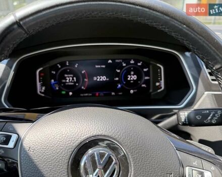 Серый Фольксваген Тигуан, объемом двигателя 1.98 л и пробегом 83 тыс. км за 25800 $, фото 18 на Automoto.ua