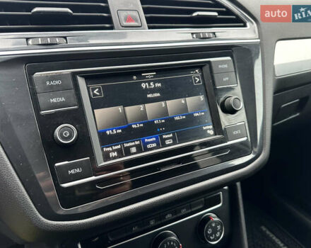 Серый Фольксваген Тигуан, объемом двигателя 2 л и пробегом 208 тыс. км за 12999 $, фото 10 на Automoto.ua