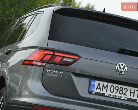 Серый Фольксваген Тигуан, объемом двигателя 1.98 л и пробегом 63 тыс. км за 19250 $, фото 10 на Automoto.ua