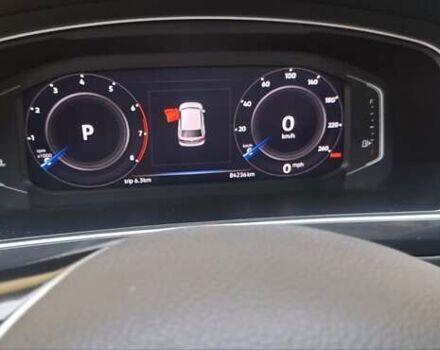 Сірий Фольксваген Тігуан, об'ємом двигуна 2 л та пробігом 84 тис. км за 18500 $, фото 25 на Automoto.ua