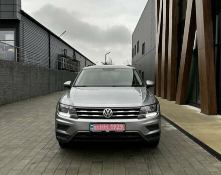Сірий Фольксваген Тігуан, об'ємом двигуна 2 л та пробігом 195 тис. км за 16200 $, фото 5 на Automoto.ua