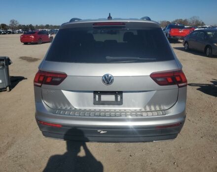 Сірий Фольксваген Тігуан, об'ємом двигуна 2 л та пробігом 104 тис. км за 13200 $, фото 4 на Automoto.ua