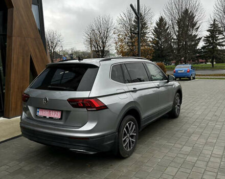 Сірий Фольксваген Тігуан, об'ємом двигуна 2 л та пробігом 195 тис. км за 16200 $, фото 6 на Automoto.ua