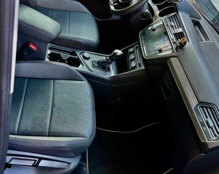 Серый Фольксваген Тигуан, объемом двигателя 2 л и пробегом 96 тыс. км за 10000 $, фото 13 на Automoto.ua