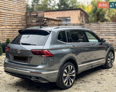Сірий Фольксваген Тігуан, об'ємом двигуна 1.98 л та пробігом 230 тис. км за 27700 $, фото 22 на Automoto.ua