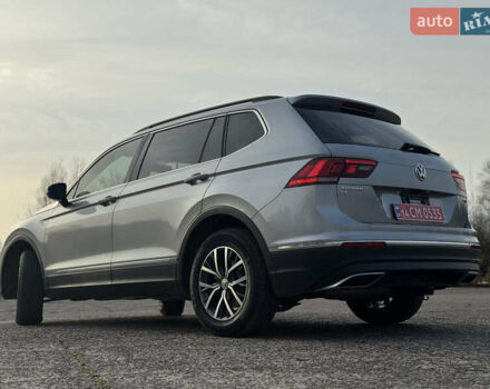 Серый Фольксваген Тигуан, объемом двигателя 1.98 л и пробегом 110 тыс. км за 17900 $, фото 1 на Automoto.ua