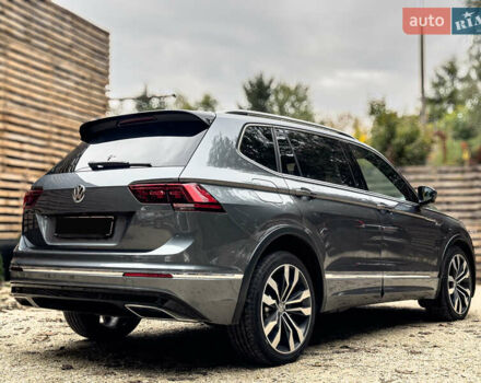 Сірий Фольксваген Тігуан, об'ємом двигуна 1.98 л та пробігом 230 тис. км за 27700 $, фото 21 на Automoto.ua
