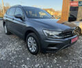 Серый Фольксваген Тигуан, объемом двигателя 2 л и пробегом 121 тыс. км за 16300 $, фото 2 на Automoto.ua