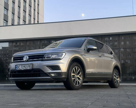 Серый Фольксваген Тигуан, объемом двигателя 1.98 л и пробегом 72 тыс. км за 23900 $, фото 7 на Automoto.ua