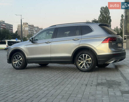 Серый Фольксваген Тигуан, объемом двигателя 1.98 л и пробегом 72 тыс. км за 23900 $, фото 27 на Automoto.ua