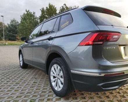 Серый Фольксваген Тигуан, объемом двигателя 2 л и пробегом 140 тыс. км за 9700 $, фото 8 на Automoto.ua