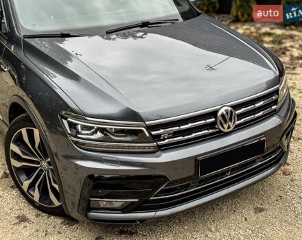 Сірий Фольксваген Тігуан, об'ємом двигуна 1.98 л та пробігом 230 тис. км за 27700 $, фото 26 на Automoto.ua