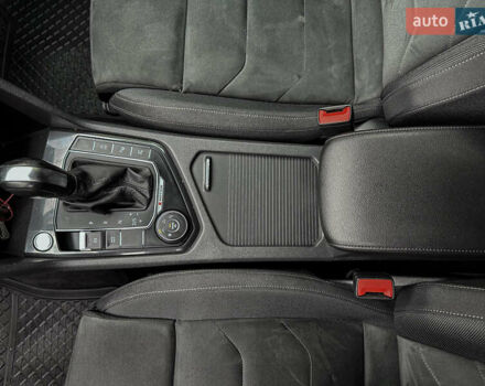 Сірий Фольксваген Тігуан, об'ємом двигуна 1.98 л та пробігом 230 тис. км за 27700 $, фото 75 на Automoto.ua