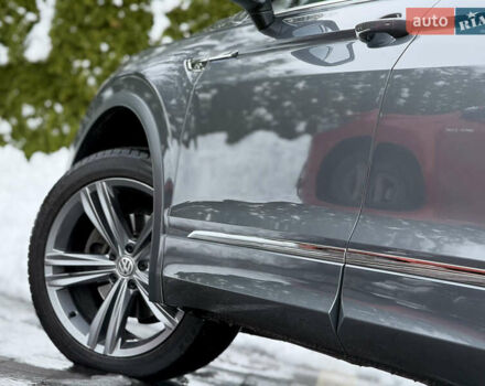 Серый Фольксваген Тигуан, объемом двигателя 2 л и пробегом 241 тыс. км за 26999 $, фото 30 на Automoto.ua