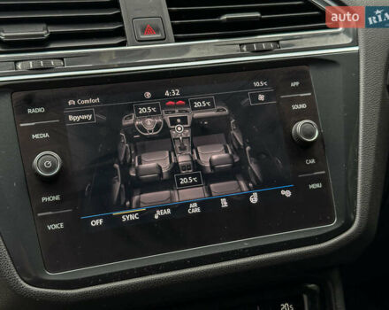 Сірий Фольксваген Тігуан, об'ємом двигуна 1.98 л та пробігом 230 тис. км за 27700 $, фото 87 на Automoto.ua