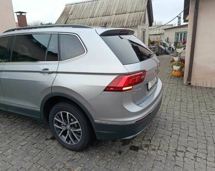 Серый Фольксваген Тигуан, объемом двигателя 2 л и пробегом 109 тыс. км за 21000 $, фото 6 на Automoto.ua