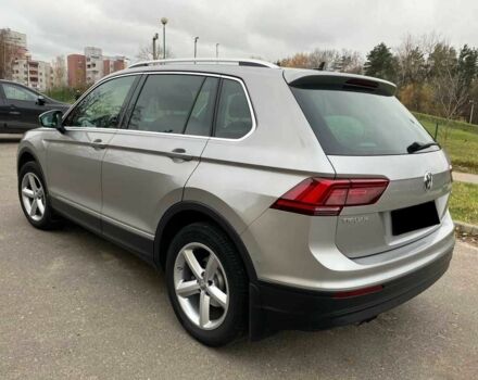 Серый Фольксваген Тигуан, объемом двигателя 2 л и пробегом 150 тыс. км за 21000 $, фото 2 на Automoto.ua