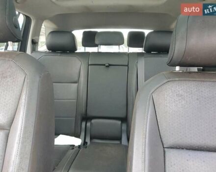 Серый Фольксваген Тигуан, объемом двигателя 2 л и пробегом 104 тыс. км за 4200 $, фото 9 на Automoto.ua