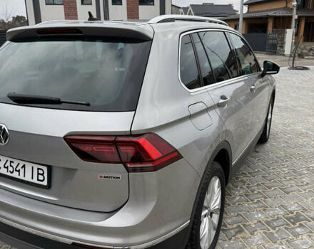 Серый Фольксваген Тигуан, объемом двигателя 2 л и пробегом 87 тыс. км за 23900 $, фото 34 на Automoto.ua