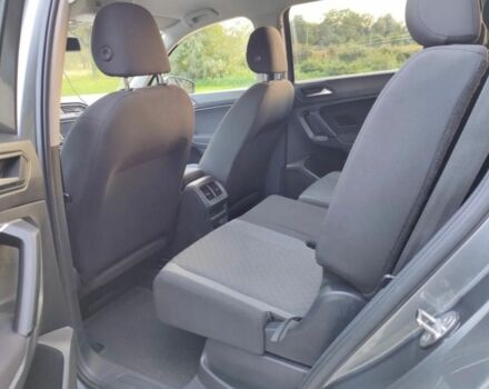 Серый Фольксваген Тигуан, объемом двигателя 2 л и пробегом 140 тыс. км за 9700 $, фото 9 на Automoto.ua