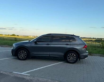 Серый Фольксваген Тигуан, объемом двигателя 1.98 л и пробегом 125 тыс. км за 24200 $, фото 17 на Automoto.ua