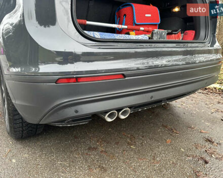 Сірий Фольксваген Тігуан, об'ємом двигуна 1.98 л та пробігом 181 тис. км за 27800 $, фото 3 на Automoto.ua