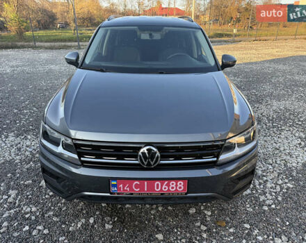Серый Фольксваген Тигуан, объемом двигателя 2 л и пробегом 121 тыс. км за 16300 $, фото 9 на Automoto.ua