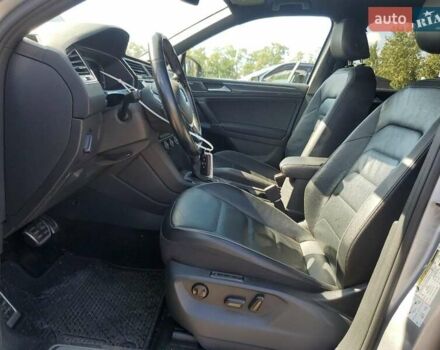 Серый Фольксваген Тигуан, объемом двигателя 2 л и пробегом 70 тыс. км за 9100 $, фото 6 на Automoto.ua