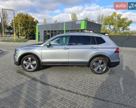 Сірий Фольксваген Тігуан, об'ємом двигуна 1.97 л та пробігом 147 тис. км за 21950 $, фото 6 на Automoto.ua