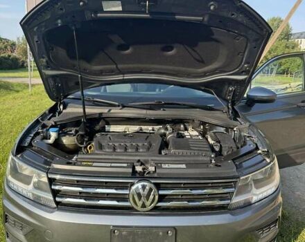 Серый Фольксваген Тигуан, объемом двигателя 1.98 л и пробегом 136 тыс. км за 17250 $, фото 19 на Automoto.ua